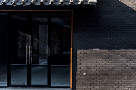 Storefront Glass Installers in Southeast Edmonton
